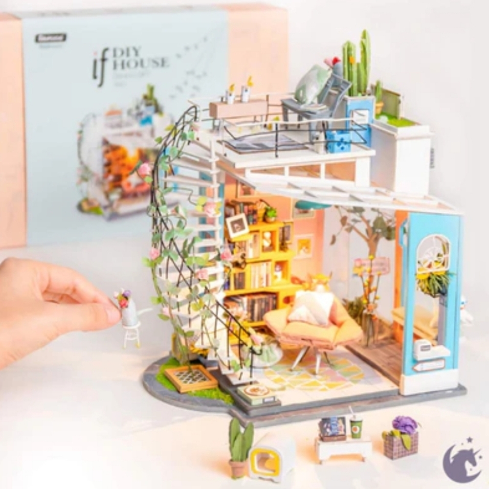 Rolife Dora's Loft DIY Mini House